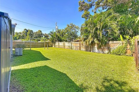 Casa en venta en Pinellas Park, Florida, 3 dormitorios, 93.27 m2 № 1912862 - foto 27