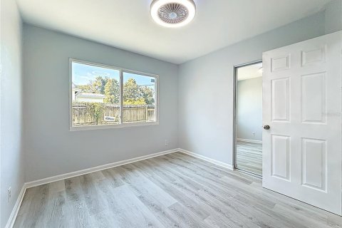Casa en venta en Pinellas Park, Florida, 3 dormitorios, 93.27 m2 № 1912862 - foto 20