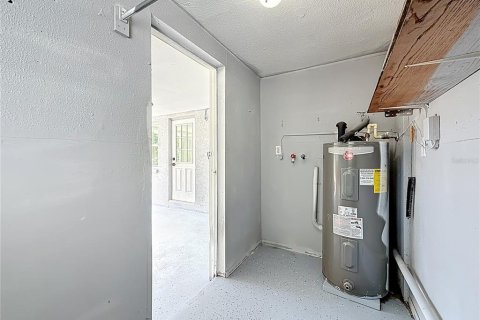 Casa en venta en Pinellas Park, Florida, 3 dormitorios, 93.27 m2 № 1912862 - foto 24