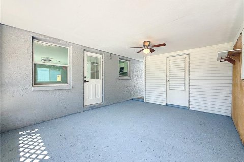 Casa en venta en Pinellas Park, Florida, 3 dormitorios, 93.27 m2 № 1912862 - foto 22
