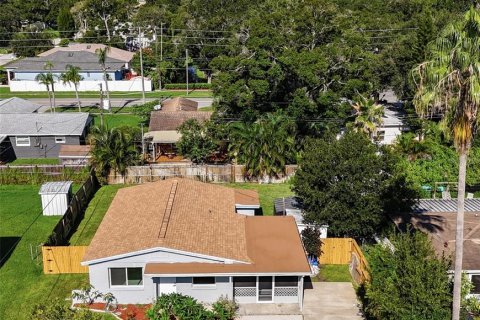 Casa en venta en Pinellas Park, Florida, 3 dormitorios, 93.27 m2 № 1912862 - foto 1