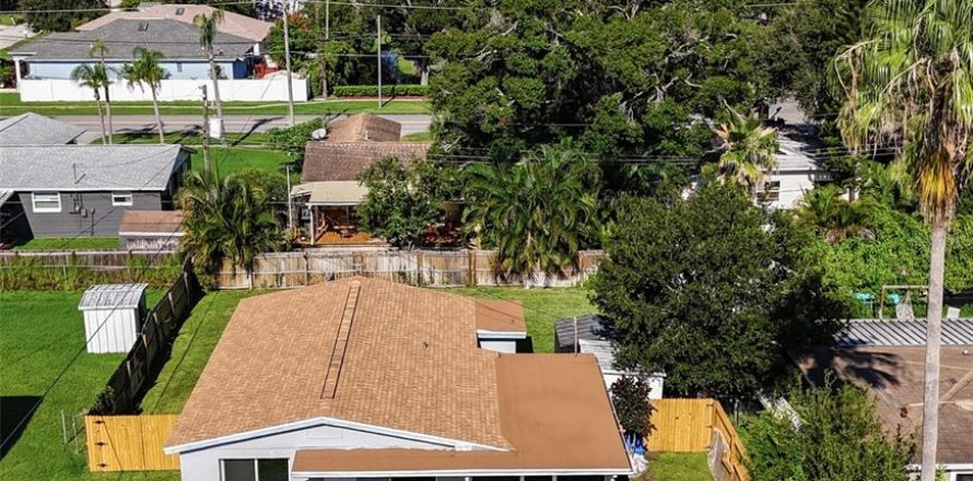 Casa en Pinellas Park, Florida 3 dormitorios, 93.27 m2 № 1912862