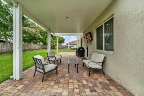 Villa ou maison à vendre à Homestead, Floride: 6 chambres, 354.89 m2 № 2254570 - photo 5