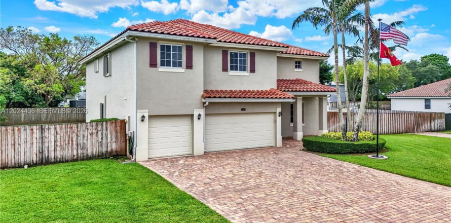 Villa ou maison à Homestead, Floride 6 chambres, 354.89 m2 № 2254570