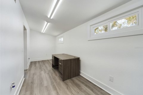 Immobilier commercial à vendre à Winter Haven, Floride: 110 m2 № 2308271 - photo 19