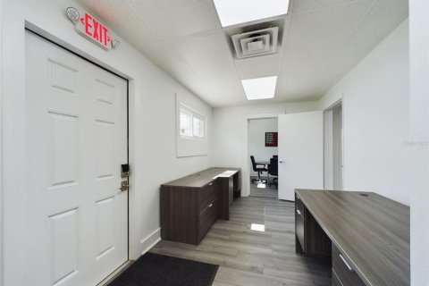 Immobilier commercial à vendre à Winter Haven, Floride: 110 m2 № 2308271 - photo 24