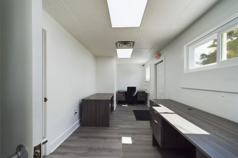 Immobilier commercial à vendre à Winter Haven, Floride: 110 m2 № 2308271 - photo 23