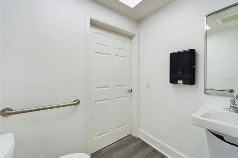 Immobilier commercial à vendre à Winter Haven, Floride: 110 m2 № 2308271 - photo 21