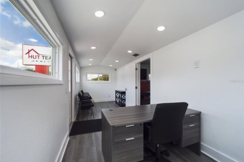 Immobilier commercial à vendre à Winter Haven, Floride: 110 m2 № 2308271 - photo 4
