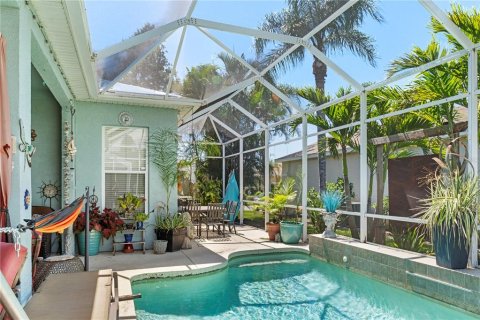 House in Sarasota, Florida 4 bedrooms, 200.11 sq.m. № 1829142 - photo 14