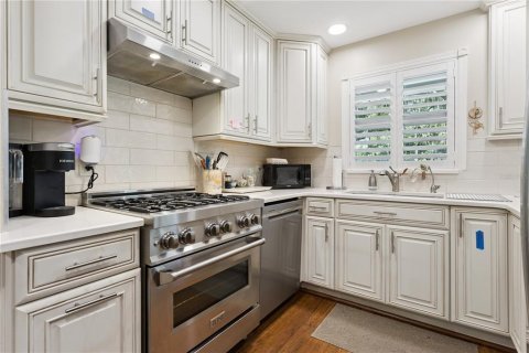 Villa ou maison à vendre à Mount Dora, Floride: 3 chambres, 163.04 m2 № 2399247 - photo 13