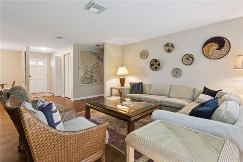 Villa ou maison à vendre à Mount Dora, Floride: 3 chambres, 163.04 m2 № 2399247 - photo 5
