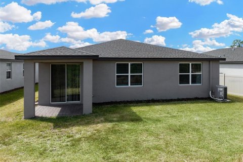 House in New Smyrna Beach, Florida 4 bedrooms, 169.36 sq.m. № 1652572 - photo 28