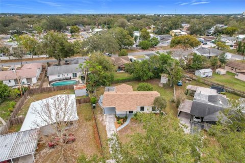 House in Lakeland, Florida 3 bedrooms, 101.45 sq.m. № 1517196 - photo 1