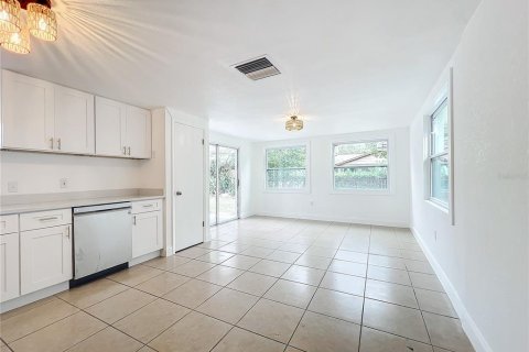 House in Lakeland, Florida 3 bedrooms, 101.45 sq.m. № 1517196 - photo 8