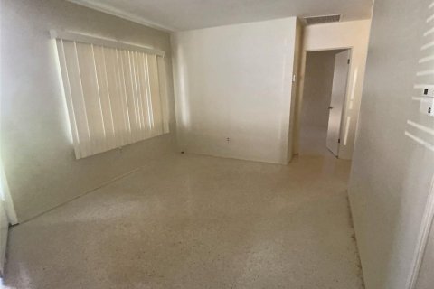 Casa en venta en Sebring, Florida, 2 dormitorios, 97.36 m2 № 1911943 - foto 9