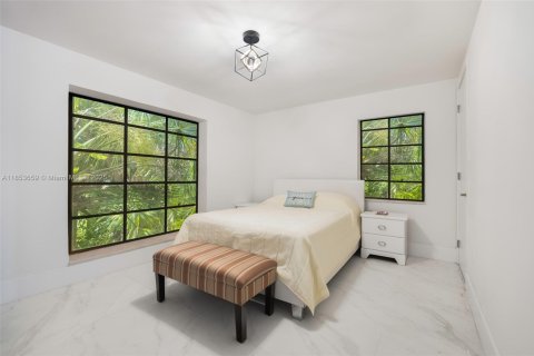 Villa ou maison à vendre à Coral Gables, Floride: 4 chambres, 244.33 m2 № 1872144 - photo 11