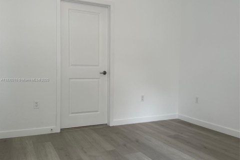 Adosado en alquiler en Homestead, Florida, 3 dormitorios, 130.81 m2 № 1809173 - foto 11