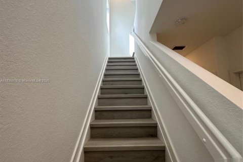 Adosado en alquiler en Homestead, Florida, 3 dormitorios, 130.81 m2 № 1809173 - foto 14