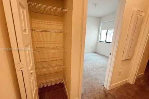 Adosado en alquiler en Doral, Florida, 3 dormitorios, 132.29 m2 № 2010403 - foto 15