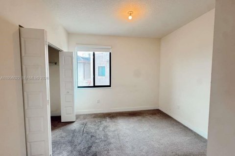 Adosado en alquiler en Doral, Florida, 3 dormitorios, 132.29 m2 № 2010403 - foto 5