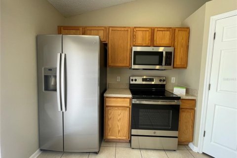 Casa en alquiler en Riverview, Florida, 3 dormitorios, 120.03 m2 № 1910458 - foto 4