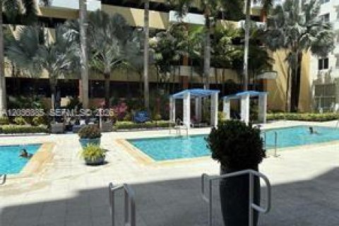 Copropriété à louer à Aventura, Floride: 1 chambre, 70.05 m2 № 2084290 - photo 5