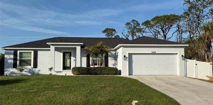 Casa en Port Charlotte, Florida 3 dormitorios, 150.5 m2 № 1821365