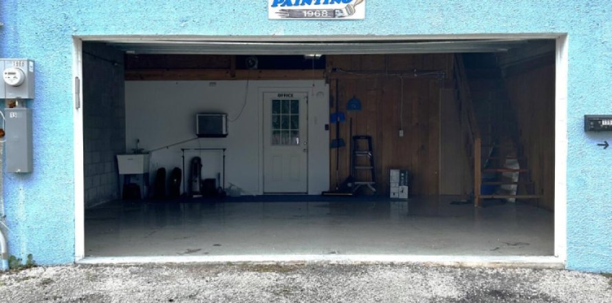 Immobilier commercial à Jacksonville, Floride 67.54 m2 № 861880