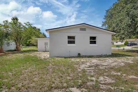 House in DeLand, Florida 4 bedrooms, 102.56 sq.m. № 1905982 - photo 21