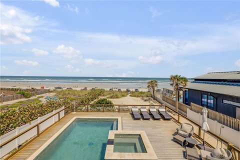 House in New Smyrna Beach, Florida 3 bedrooms, 221.11 sq.m. № 1608121 - photo 3