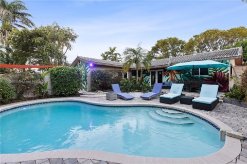 Villa ou maison à Dania Beach, Floride 4 chambres, 143.91 m2 № 2078828
