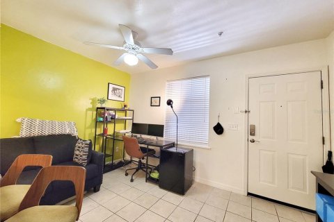 Condominio en venta en Gainesville, Florida, 1 dormitorio, 39.95 m2 № 2143074 - foto 8