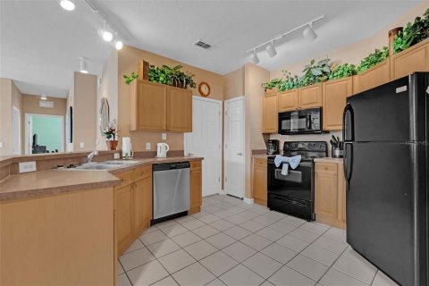 Condo in Davenport, Florida, 3 bedrooms  № 1885950 - photo 4