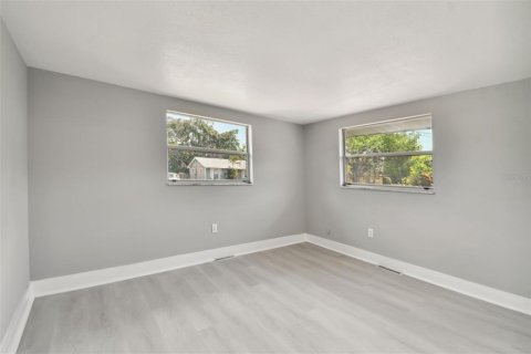 House in Bradenton, Florida 3 bedrooms, 140.75 sq.m. № 2280155 - photo 16