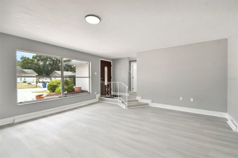 House in Bradenton, Florida 3 bedrooms, 140.75 sq.m. № 2280155 - photo 5