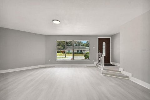 House in Bradenton, Florida 3 bedrooms, 140.75 sq.m. № 2280155 - photo 7
