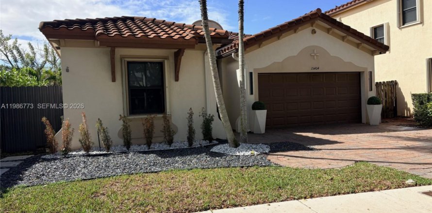 Дом в Майами, Флорида 3 спальни, 177.07м2 № 2044903