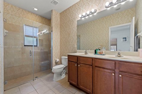 Villa ou maison à vendre à Miami, Floride: 3 chambres, 177.07 m2 № 2044903 - photo 19