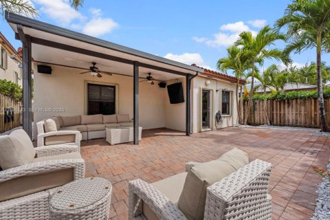 Villa ou maison à vendre à Miami, Floride: 3 chambres, 177.07 m2 № 2044903 - photo 30