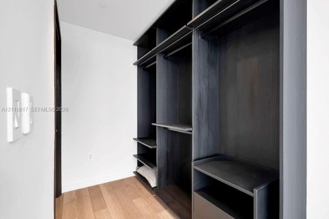 Купить кондоминиум в Майами, Флорида 1 спальня, 57.32м2, № 2426079 - фото 13