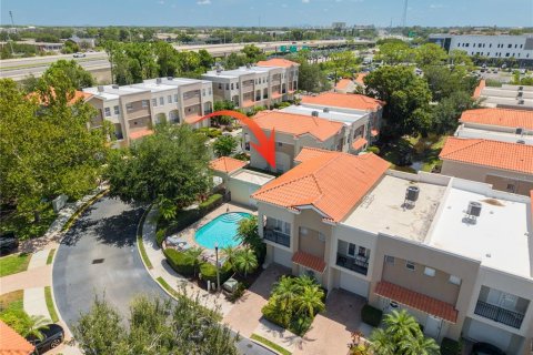 Таунхаус в Сент-Питерсберг, Флорида 3 комнаты, 134.24м2 № 2210334