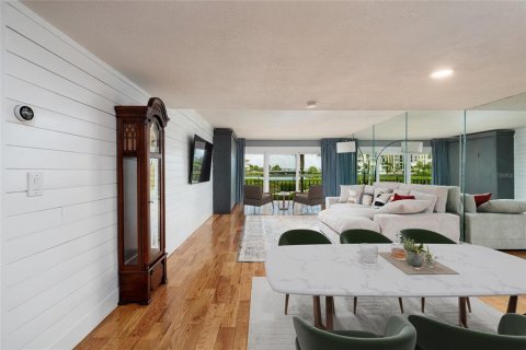 Copropriété à vendre à South Pasadena, Floride: 1 chambre, 97.55 m2 № 2149661 - photo 13