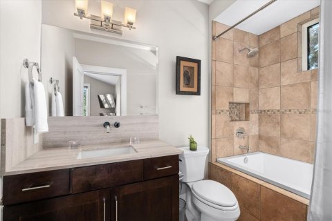 Casa en venta en Orlando, Florida, 3 dormitorios, 290.97 m2 № 1641078 - foto 27