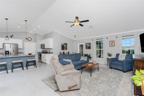 House in Punta Gorda, Florida 3 bedrooms, 152.64 sq.m. № 1718675 - photo 15