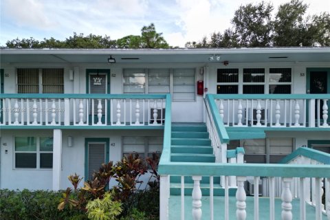 Condominio en venta en Deerfield Beach, Florida, 1 dormitorio, 54.35 m2 № 2007019 - foto 5