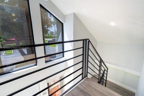 Condominio en venta en Miami, Florida, 3 dormitorios, 144 m2 № 1946585 - foto 4