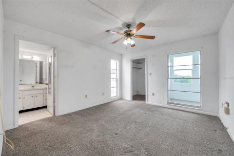 Copropriété à vendre à New Port Richey, Floride: 2 chambres, 89 m2 № 1820608 - photo 24
