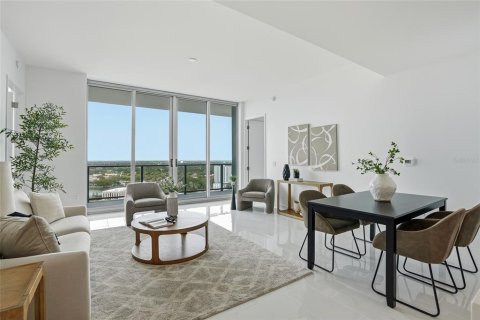 Copropriété à louer à Saint Petersburg, Floride: 2 chambres, 125.23 m2 № 2105116 - photo 11