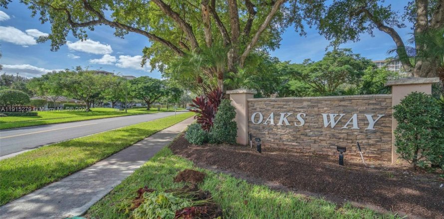 Кондоминиум с 3 спальнями в Помпано-Бич, Флорида № 1970737